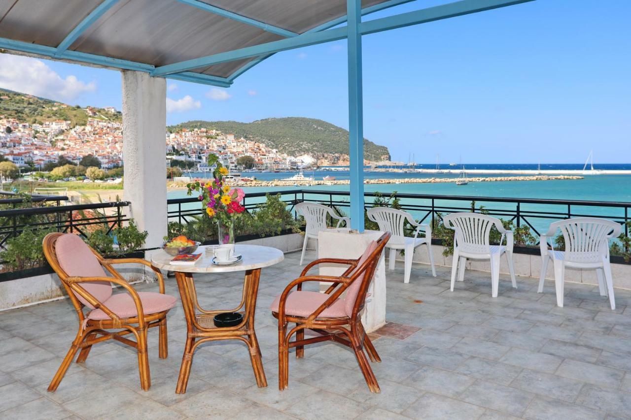 Hotel Mamma Mia à Skopelos Extérieur photo